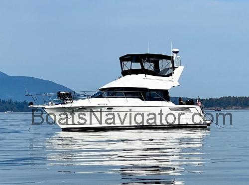 Bayliner 3688 Motoryacht fiche technique et avis